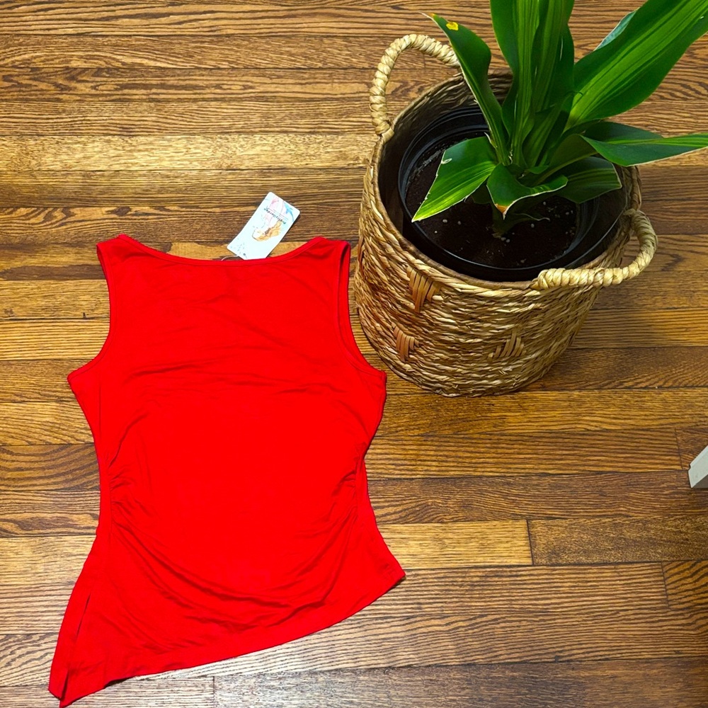 Women’s Red Sleeveless Tank Top